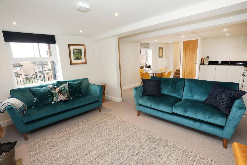 Central Ripon Apartment - View Of The Cathedral! Exterior photo